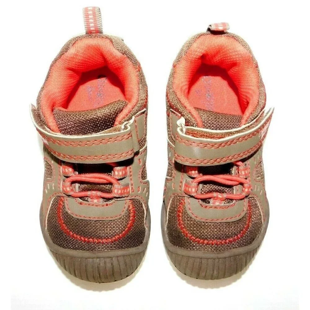Oshkosh B'gosh little boys sneakers, brown & orange size 8, fits a 5.75